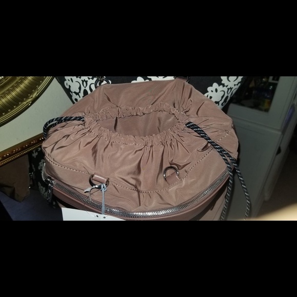 Old rose - Picture 11 of 12